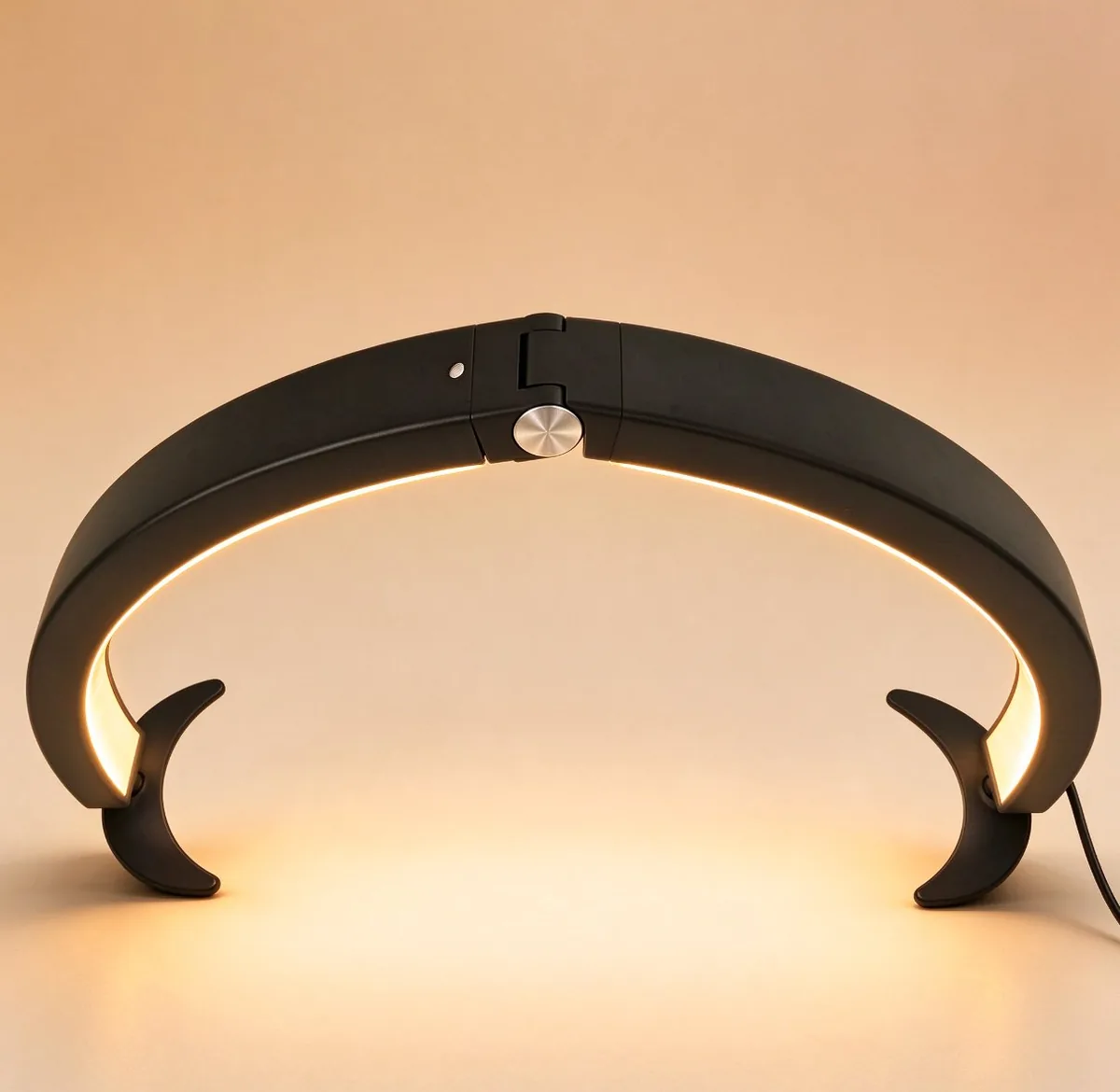 S1 folding nail lamp folded flat at the hinge